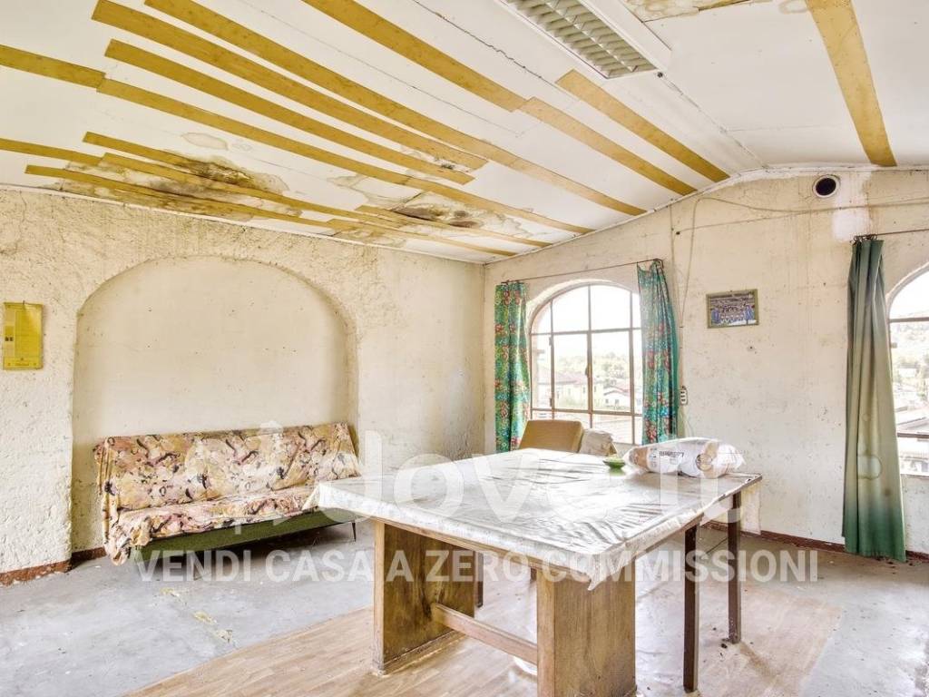 Villa a Cuveglio in Via Arcumeggia, 2 - Foto 4