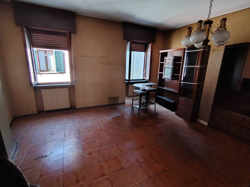 Appartamento a Fenegrò in Via Roma - Foto 3