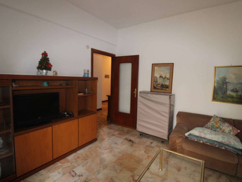 Appartamento a Albissola marina in Via dei Ceramisti, 55 - Foto 2