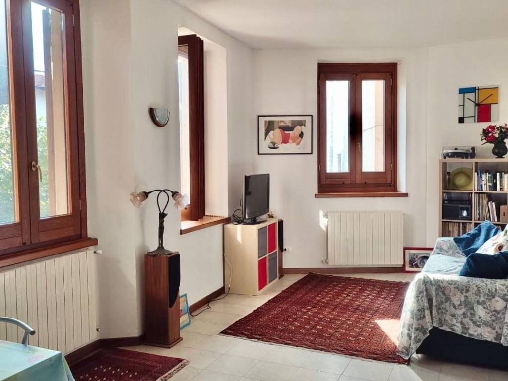 Appartamento a Gravedona ed uniti in Via Dante Alighieri, 8 - Foto 2