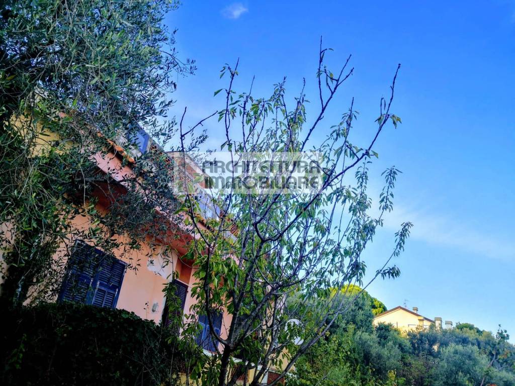 Villa a Varazze in VIA NUOVA CASTAGNABUONA - Foto 2