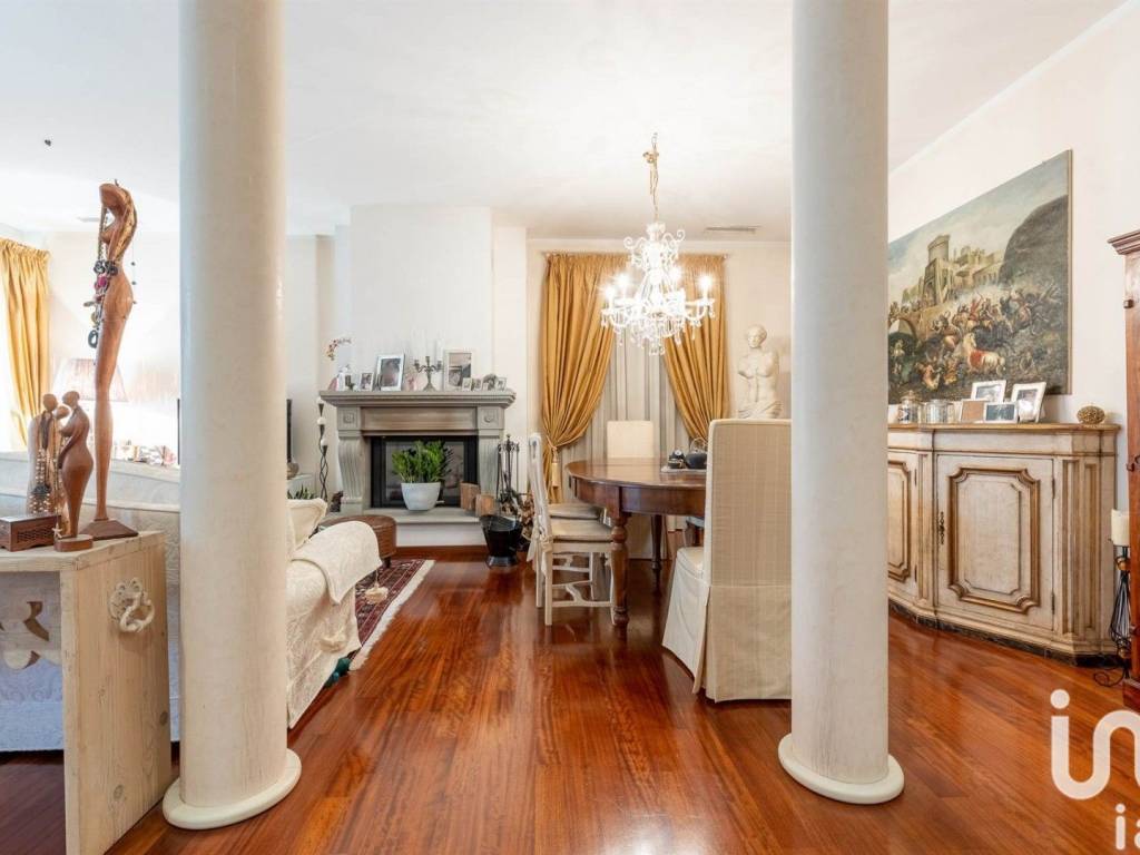 Villa a Pontedera in Via Fratelli Rosselli - Foto 2