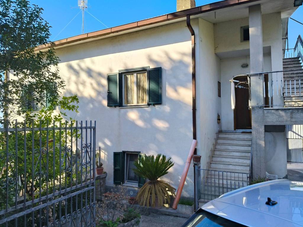 Villa a Montopoli di sabina in Via Fontanelle, 20 - Foto 2