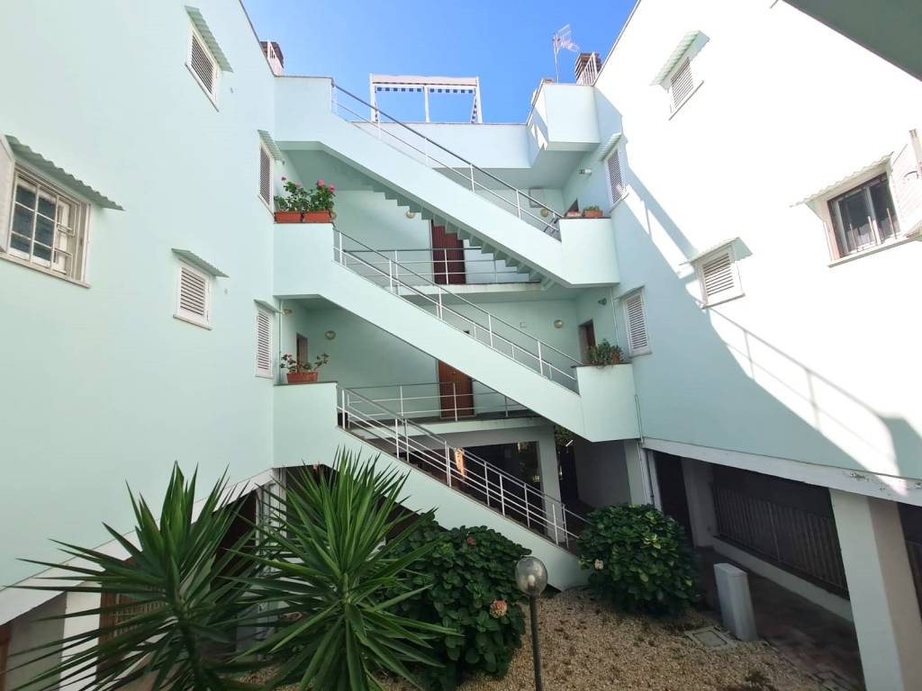 Appartamento a Santa marinella in Lungomare Guglielmo Marconi, 158 - Foto 5