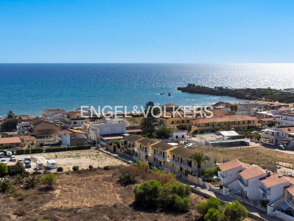 Villetta a schiera a Santa croce camerina in Via Punta Braccetto, 64 - Foto 2