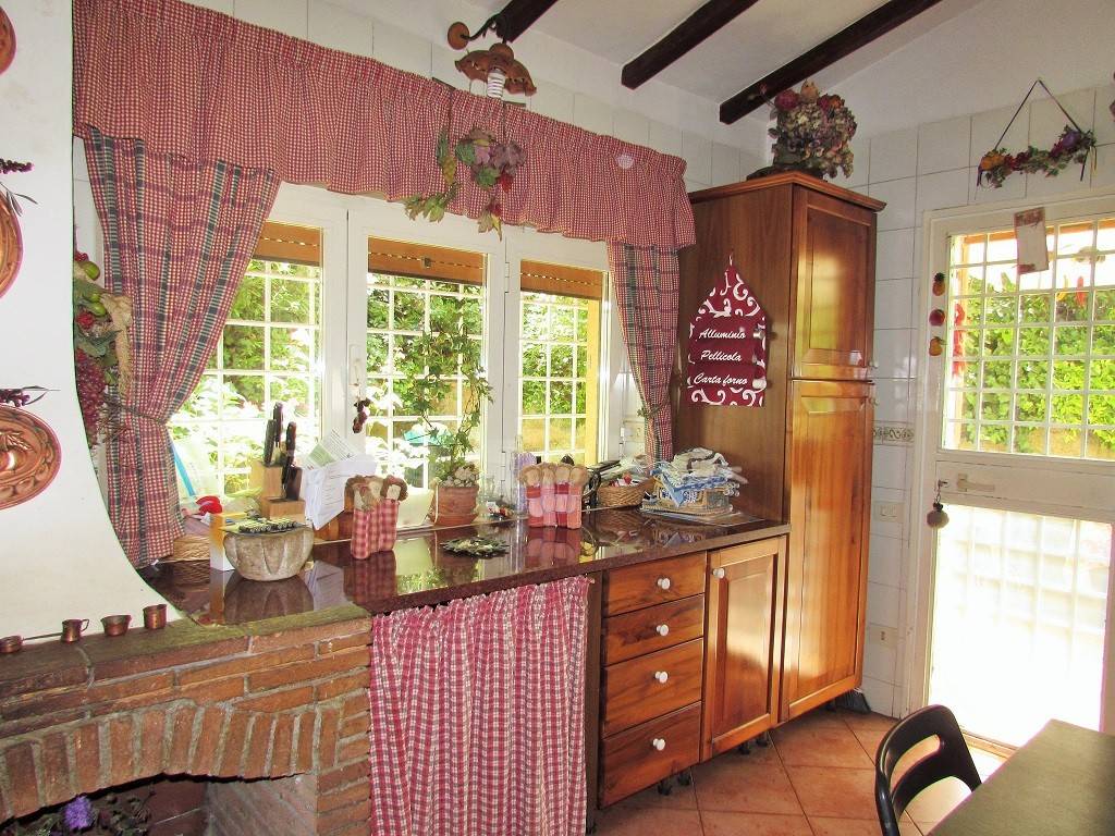 Villa a Monte compatri in Via Alfredo Serranti, 135 - Foto 3