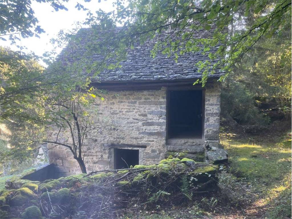 Rustico / casale a Crodo in alpe longio - Foto 2