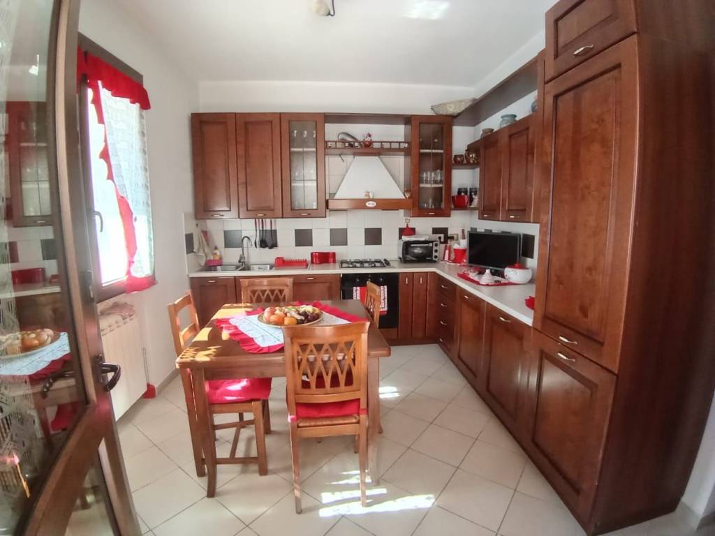 Villa a Trecate in Via Verra - Foto 2