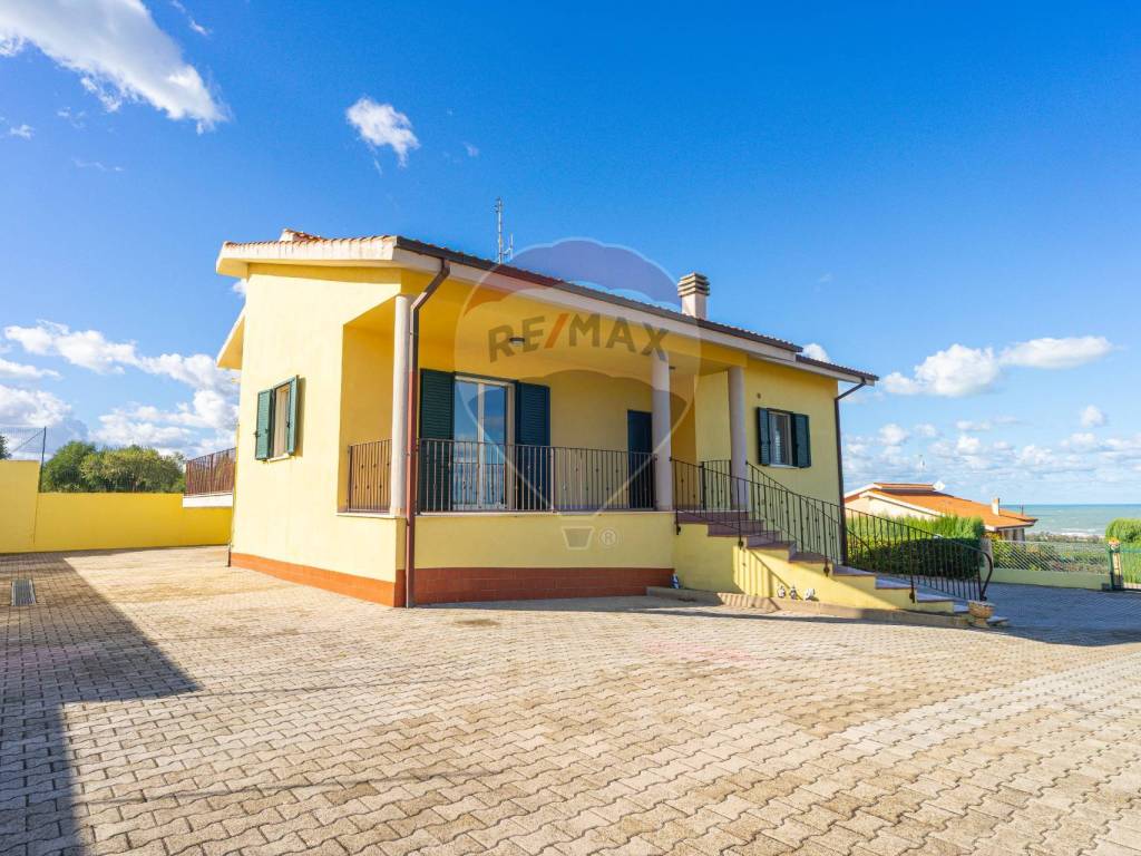 Villa a Montenero di bisaccia in C.da Montebello, 46 - Foto 2