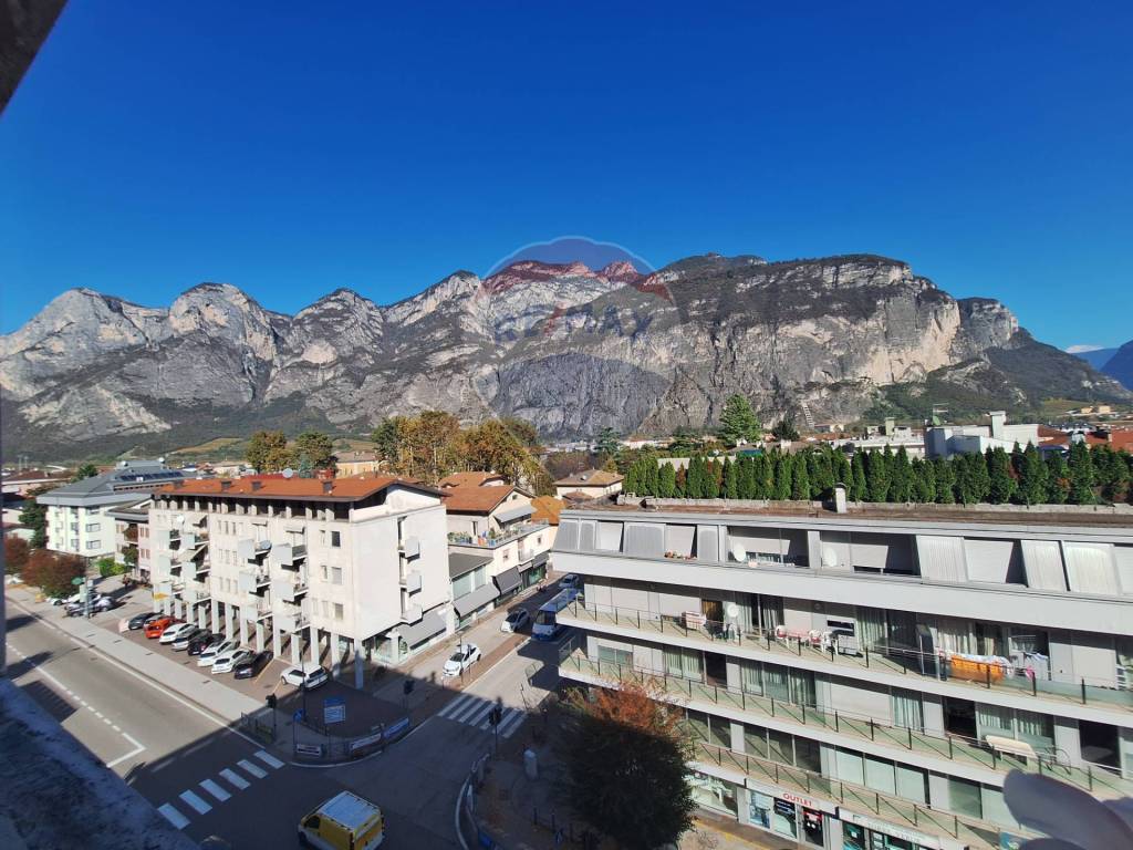 Appartamento a Mezzolombardo in via arturo de varda, 26 - Foto 5