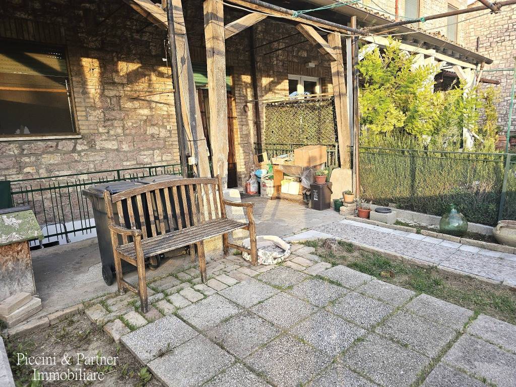 Villetta a schiera a Assisi in Via della Madonna dell'Olivo, 47 - Foto 4
