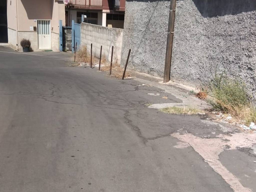 Box / garage a Aci catena in Via Pozzo - Foto 2