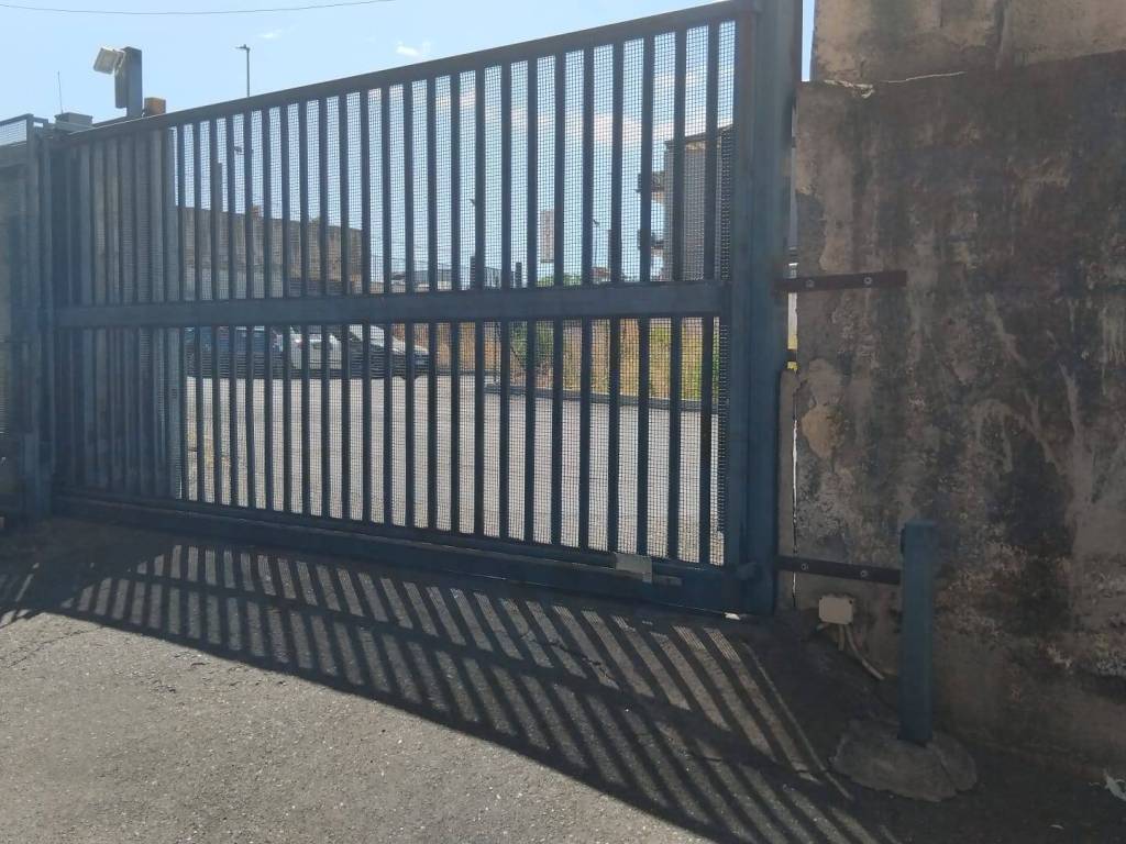 Box / garage a Aci catena in Via Pozzo - Foto 3