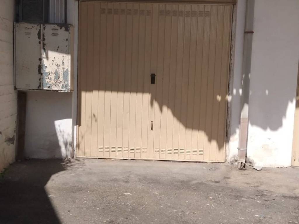 Box / garage a Aci catena in Via Pozzo - Foto 4