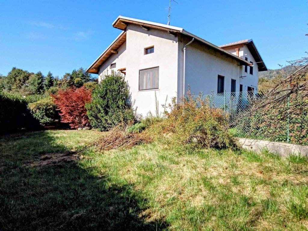 Villetta a schiera a Valdilana in Frazione Pratrivero - Foto 2