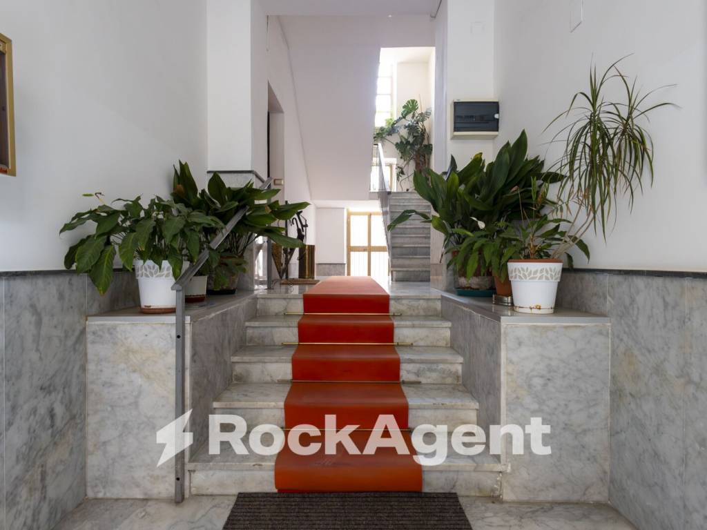 Appartamento a Catanzaro in Via Luigi Settino - Foto 2