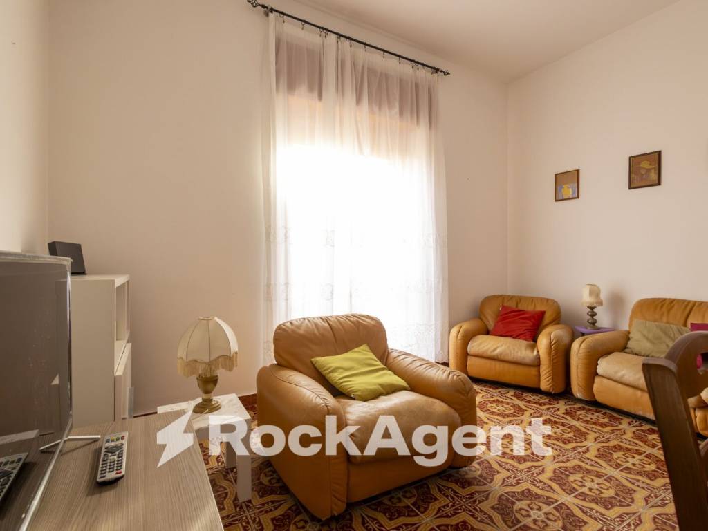 Appartamento a Catanzaro in Via Luigi Settino - Foto 5