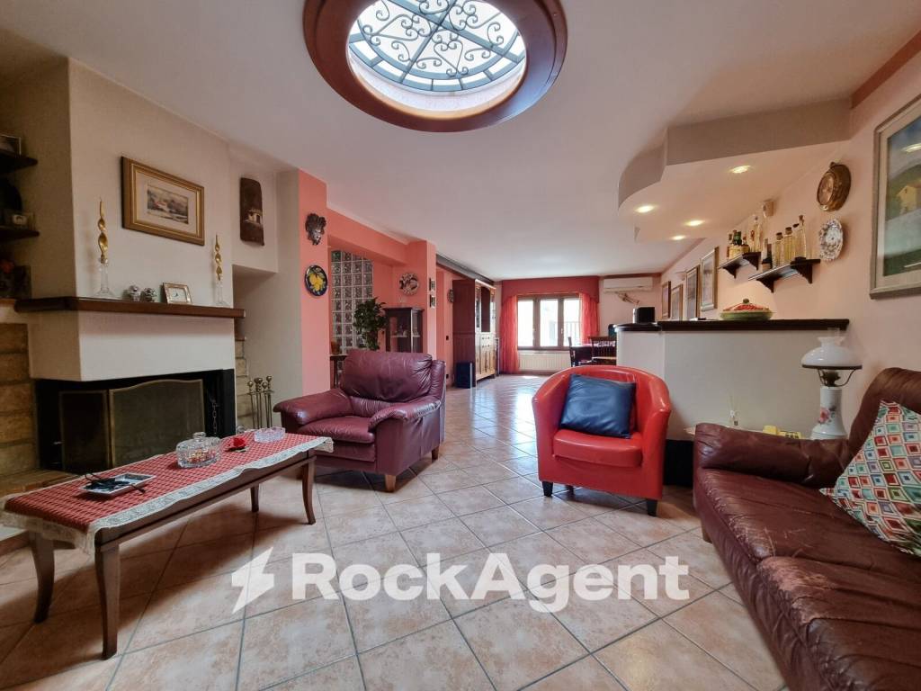 Villa a Catanzaro in Via Guido Parentela, 13 - Foto 2