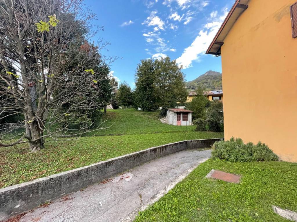 Appartamento a Galbiate in Via Monte Barro, 4 - Foto 4