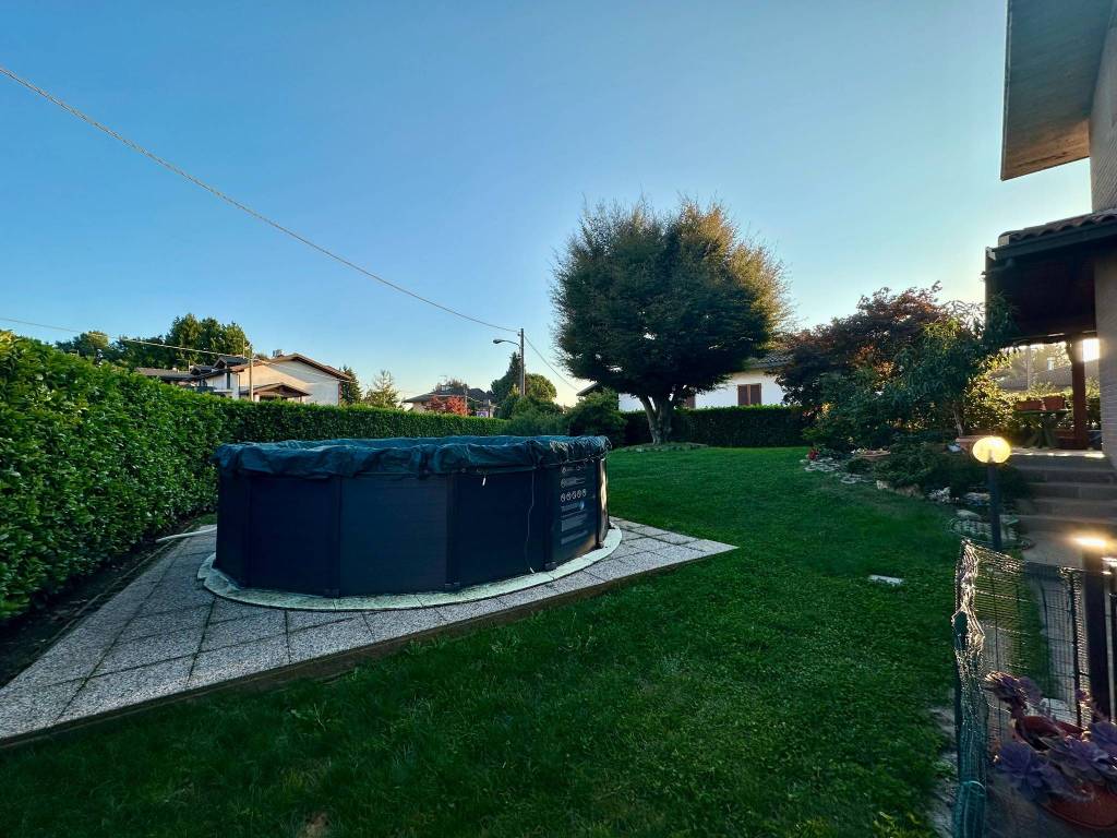 Villa a Vedano olona in Via Adua - Foto 5