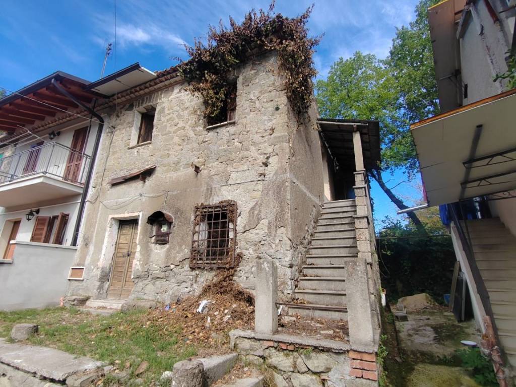 Casa indipendente a Ceccano in Via Madonna delle Grazie - Foto 3