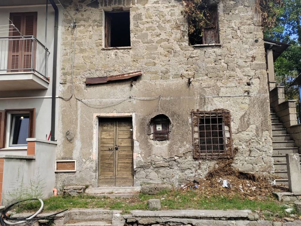 Casa indipendente a Ceccano in Via Madonna delle Grazie - Foto 4
