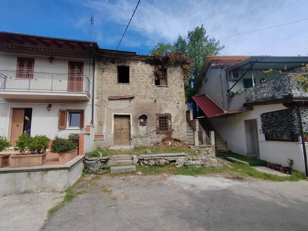 Casa indipendente a Ceccano in Via Madonna delle Grazie - Foto 5