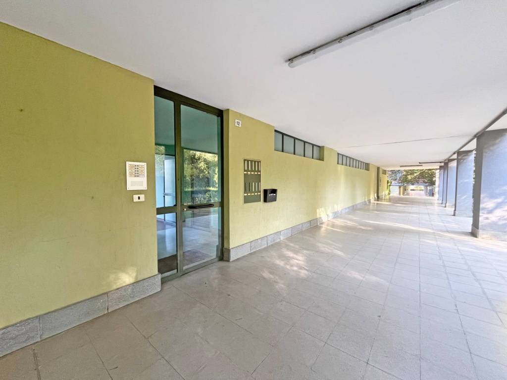 Appartamento a Pinerolo in Piazza Avis, 12 - Foto 3
