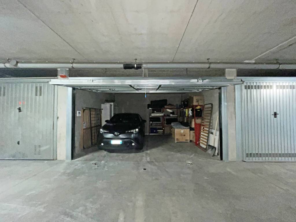 Box / garage a Pinerolo in via Enrico Cravero, 23 - Foto 4