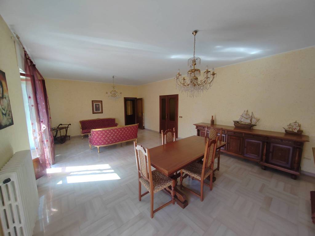 Appartamento a Amaseno in Viale dell'Auricola - Foto 2