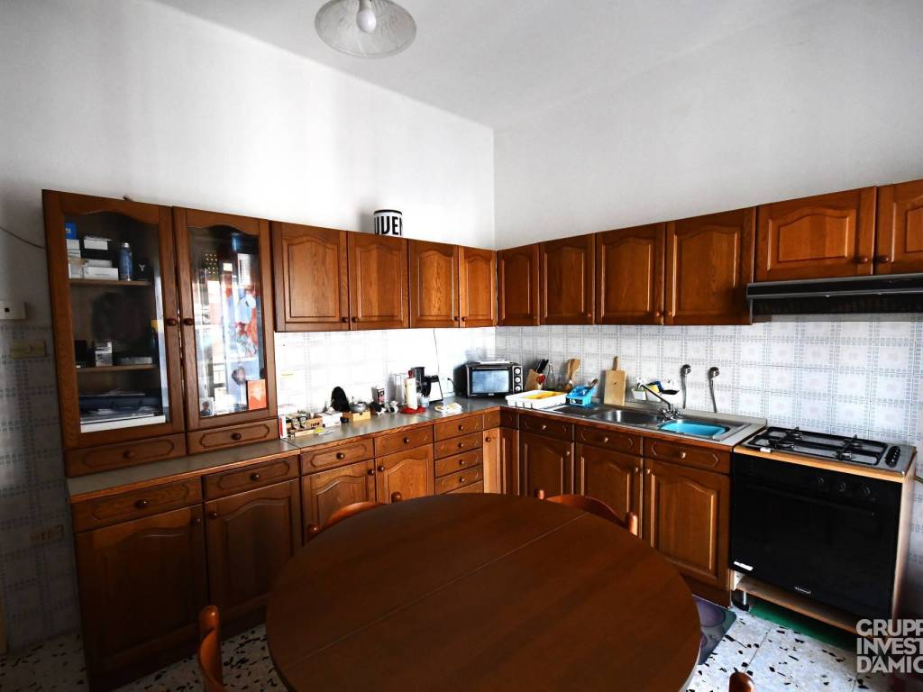 Appartamento a Ceglie messapica in Via Carlo Pisacane - Foto 3