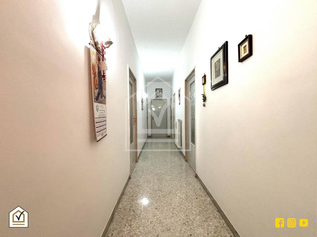Appartamento a Giovinazzo in Via Luigi Einaudi - Foto 5