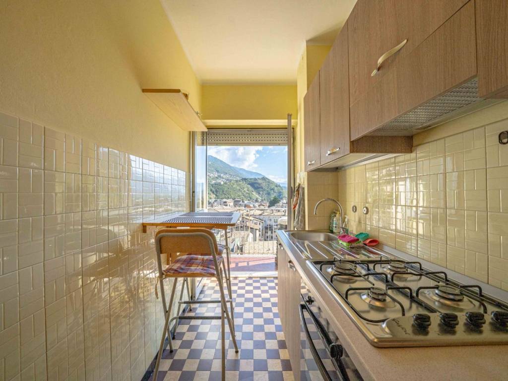 Appartamento a Sondrio in Piazza Campello - Foto 5