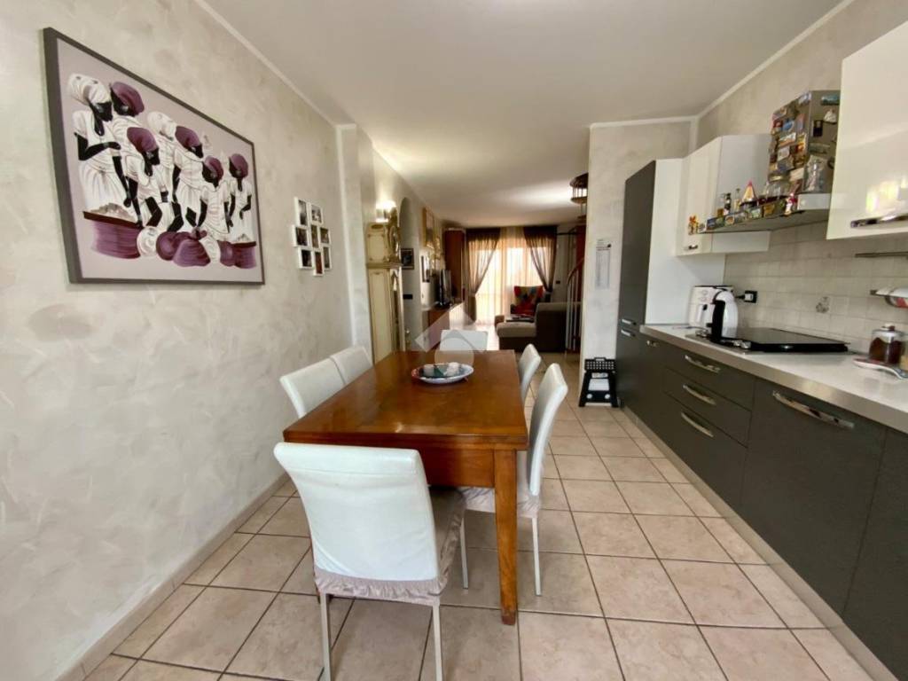 Appartamento a Borgaro torinese in Via Bertino, 21 - Foto 4