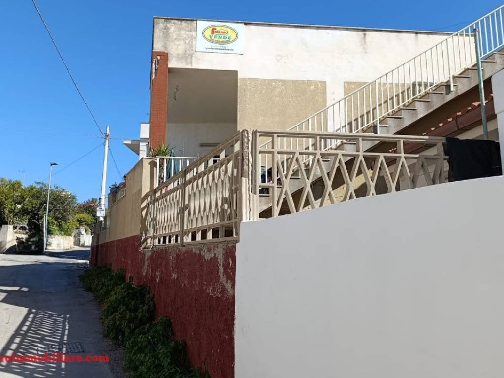 Casa indipendente a Scicli in Via Francesco Bacone - Foto 3