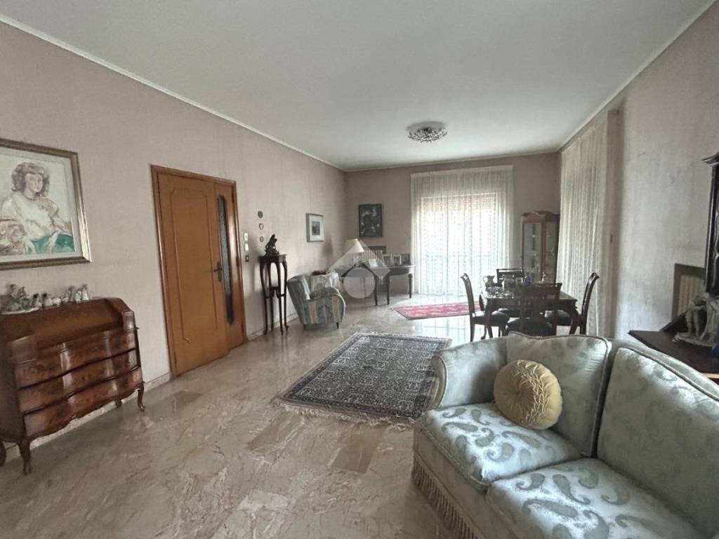 Appartamento a Lamezia terme in Via dei Giardini, 85 - Foto 2