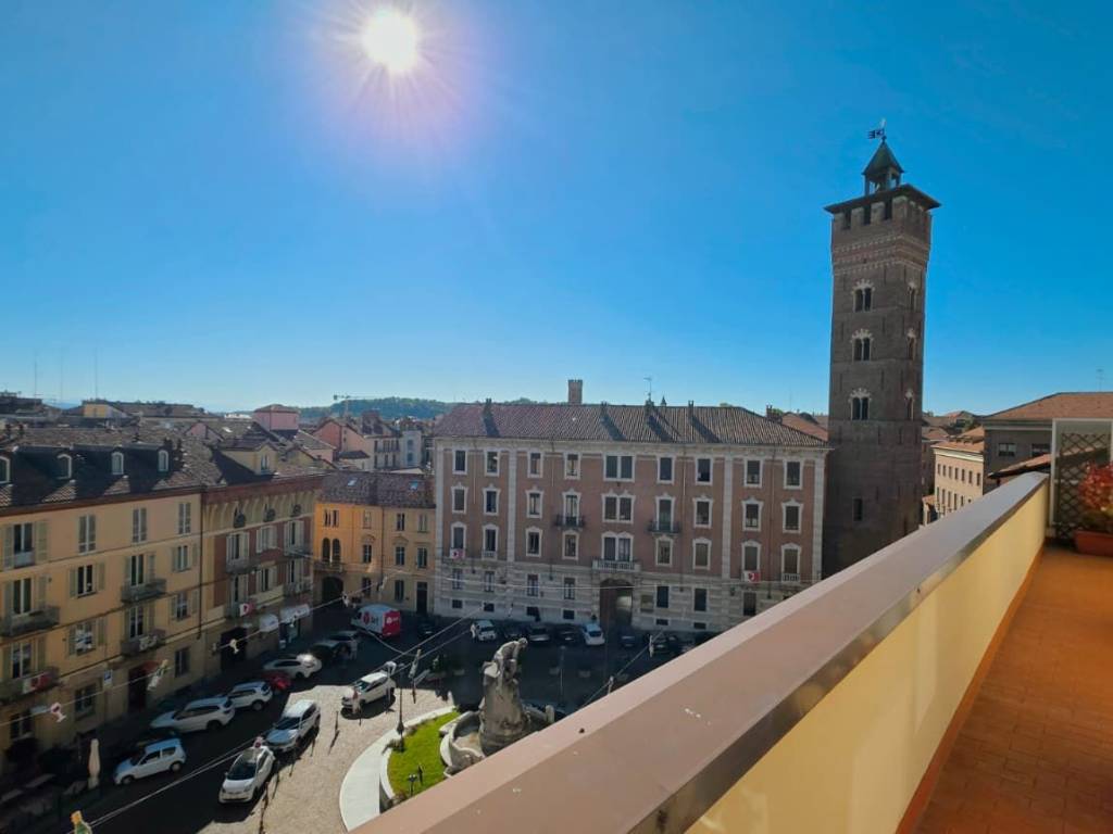 Attico / mansarda a Asti in Piazza Medici, 12 - Foto 3