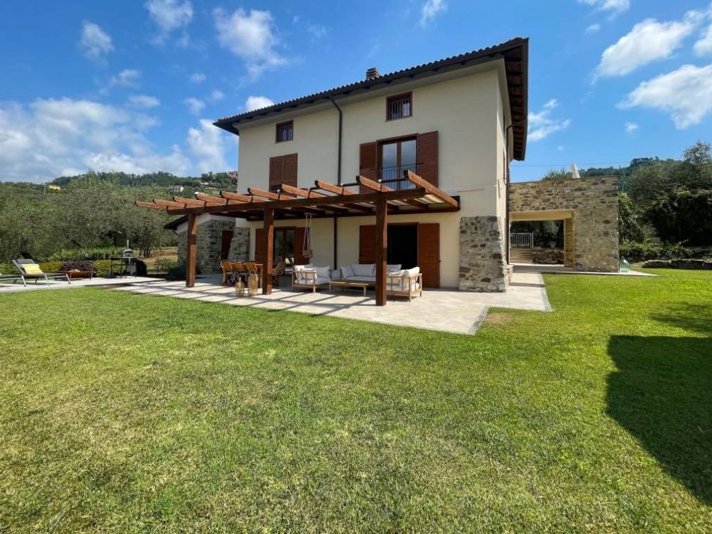 Villa a Bolano in Bolano - Foto 4