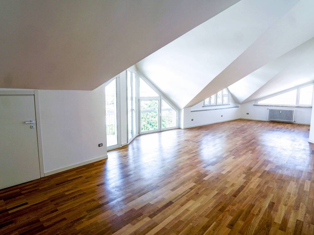 Attico / mansarda a Asti in Via Giuseppe Dini, 7 - Foto 2