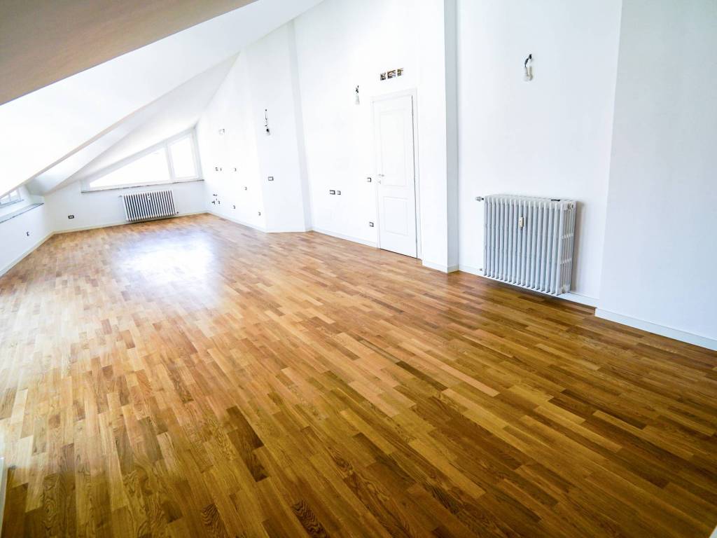 Attico / mansarda a Asti in Via Giuseppe Dini, 7 - Foto 4