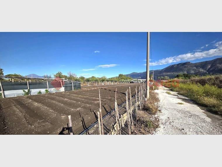 Terreno a Nocera inferiore in Via Carrara d'Amora, 14 - Foto 2