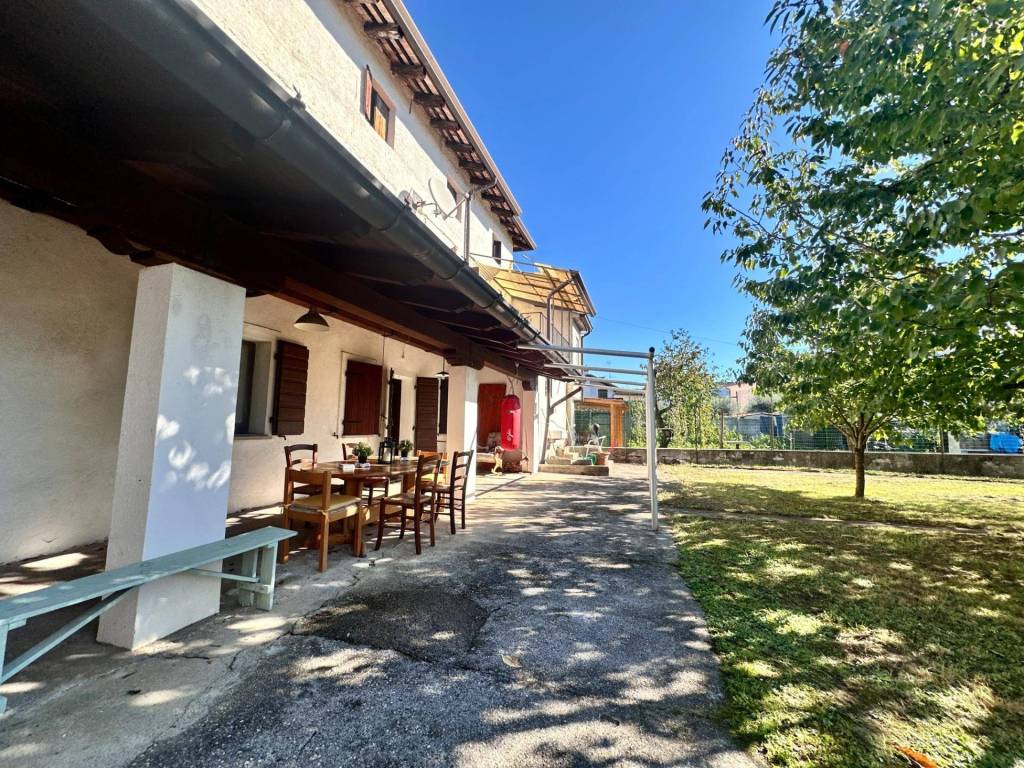 Villa a Manzano in Via Sottomonte - Foto 3