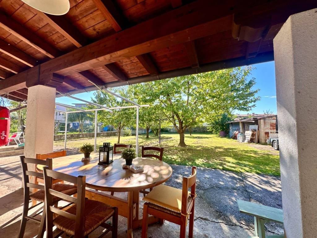 Villa a Manzano in Via Sottomonte - Foto 5