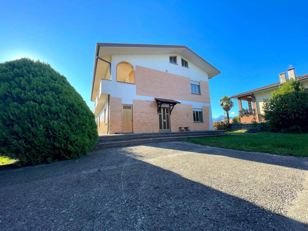 Villa a Buja in Via Armentarie, 13 - Foto 2