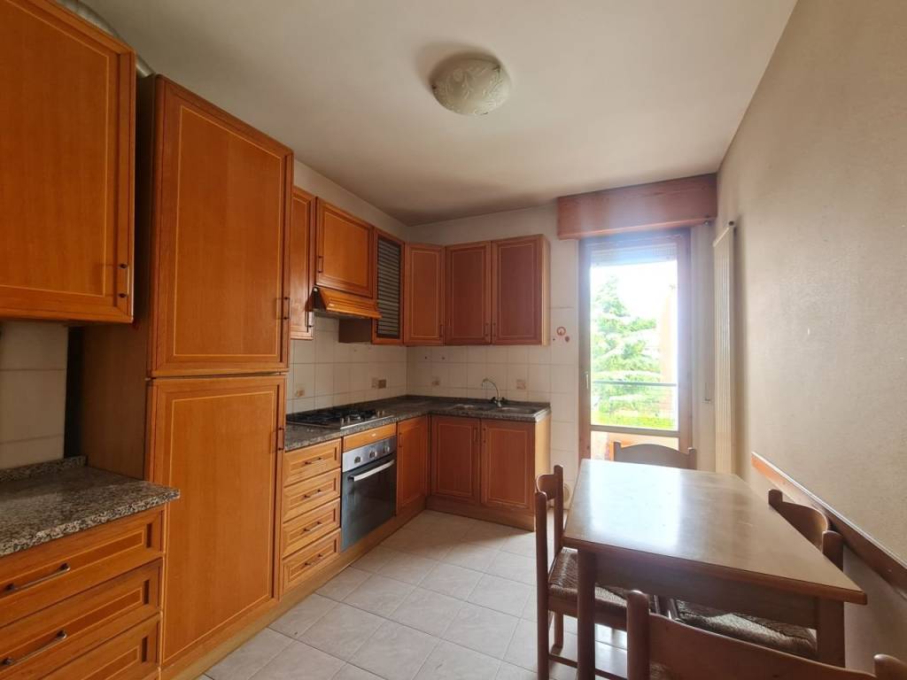 Appartamento a Jesi in Via Fausto Coppi - Foto 4
