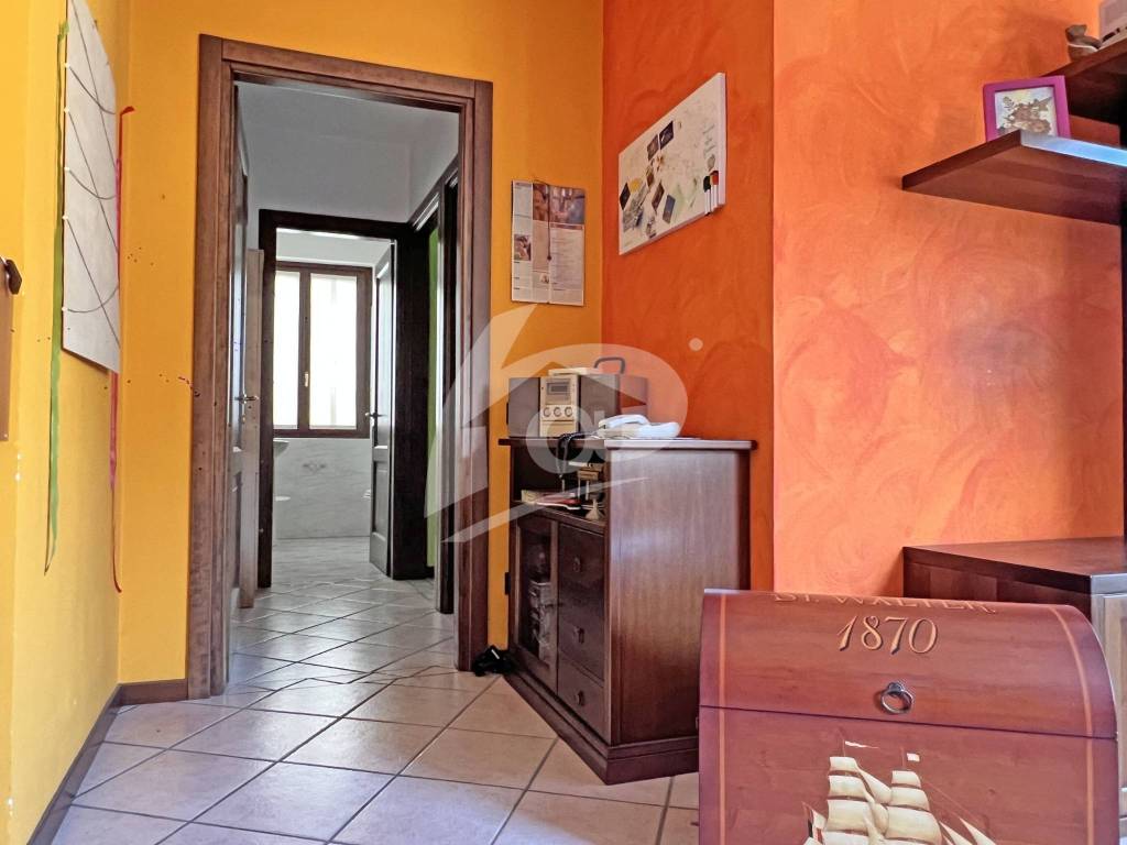 Appartamento a Cuveglio in Via XXIV Maggio - Foto 5