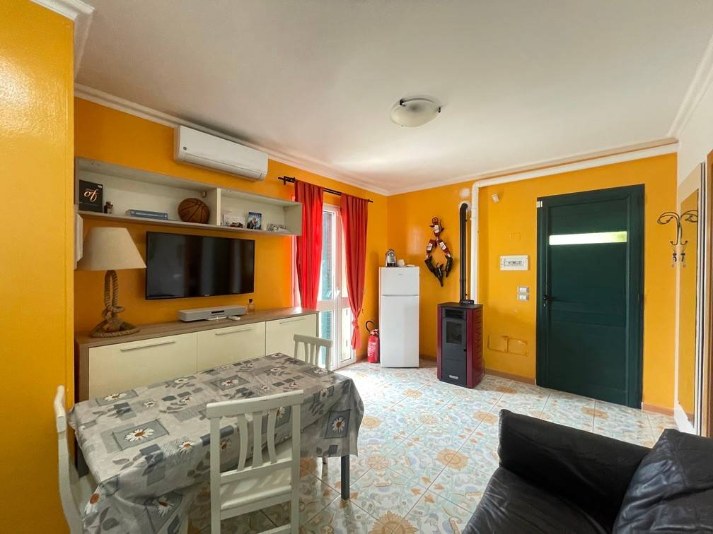Appartamento a Melendugno in Via Massimo D'Antona - Foto 5