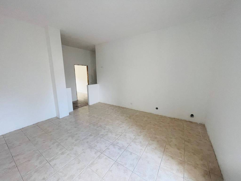 Appartamento a Cermenate in Via Scalabrini, 72 - Foto 3