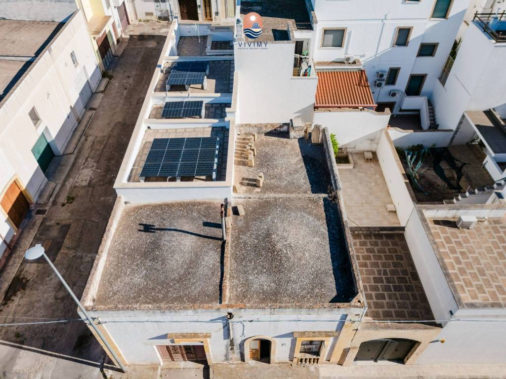 Casa indipendente a Taviano in Via Dante Alighieri - Foto 3