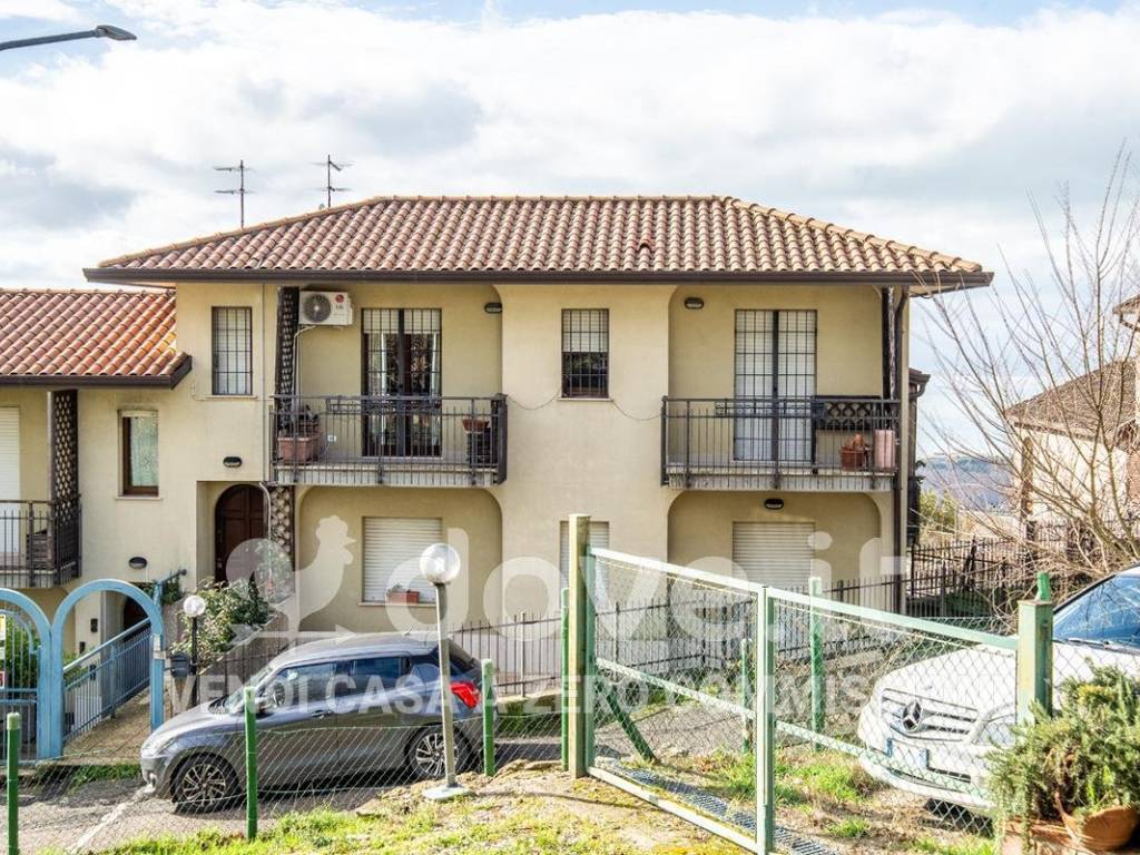 Villa a Passignano sul trasimeno in Via dei Fiori - Foto 2